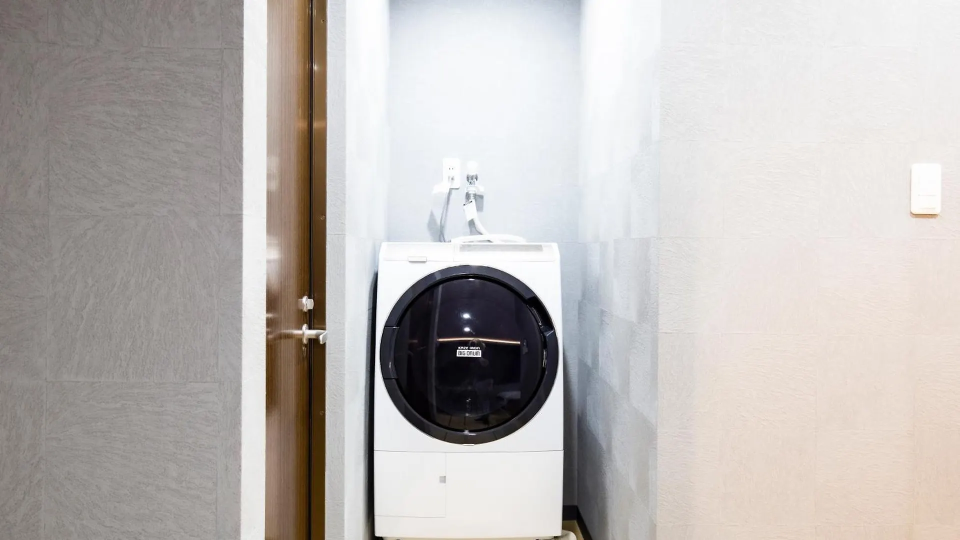 Apartment Walk To Kuramae Subway Stop Yoyk Tokyo